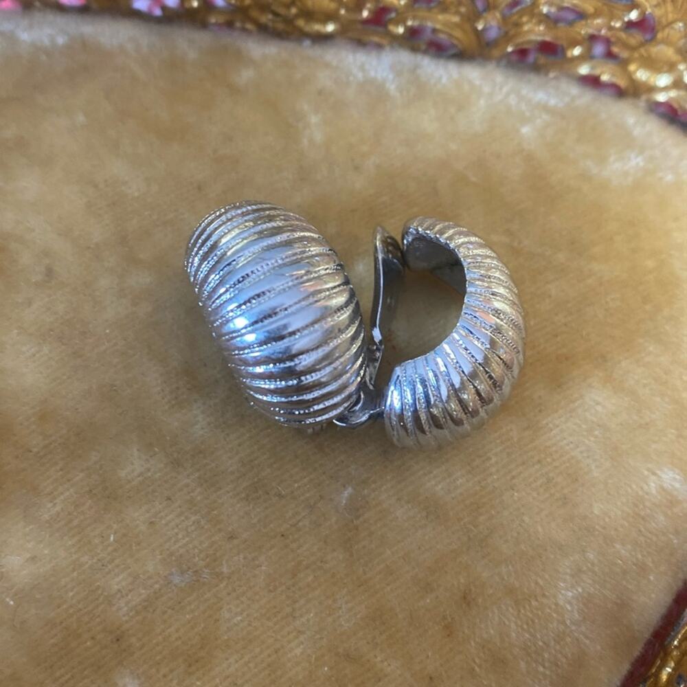 Vintage Monet silver tone ribbed clip earrings